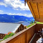 Farm stay Bio Alpenhof Rostatt