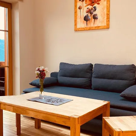 Bio Alpenhof Rostatt Bauernhof *