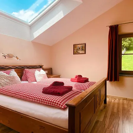 Farm stay Bio Alpenhof Rostatt Bischofshofen